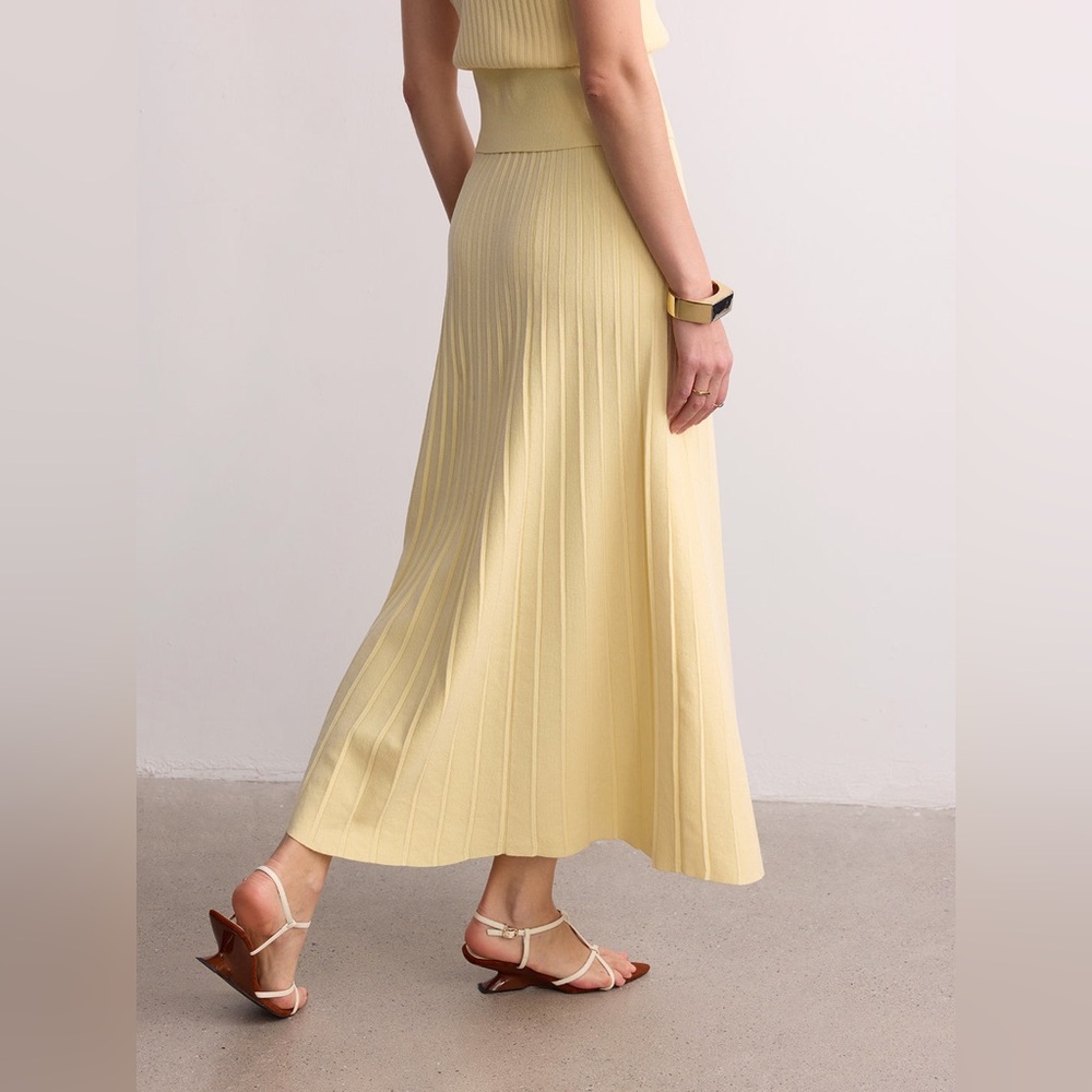 Commense Ribbed Knit Maxi Skirt - Picture 5 of 7